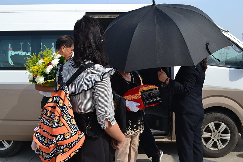 乘坐专车或是家属自驾前往天津海葬注意事项