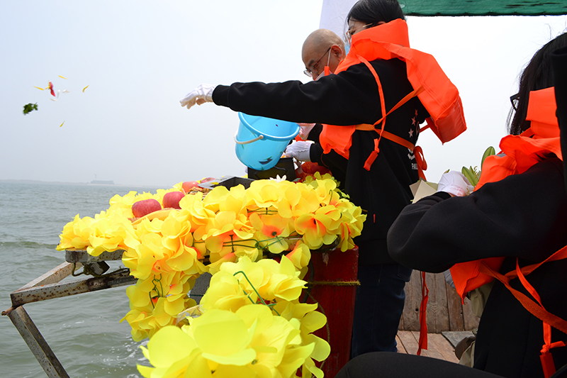 天津骨灰海撒服务案例